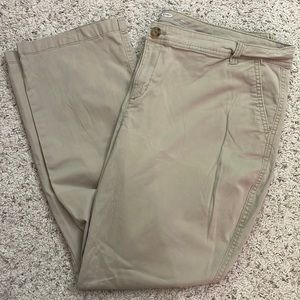 🧿 Old Navy Khaki’s